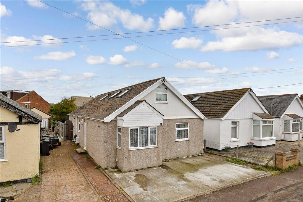 Property photo 1 of 17 External (Web)