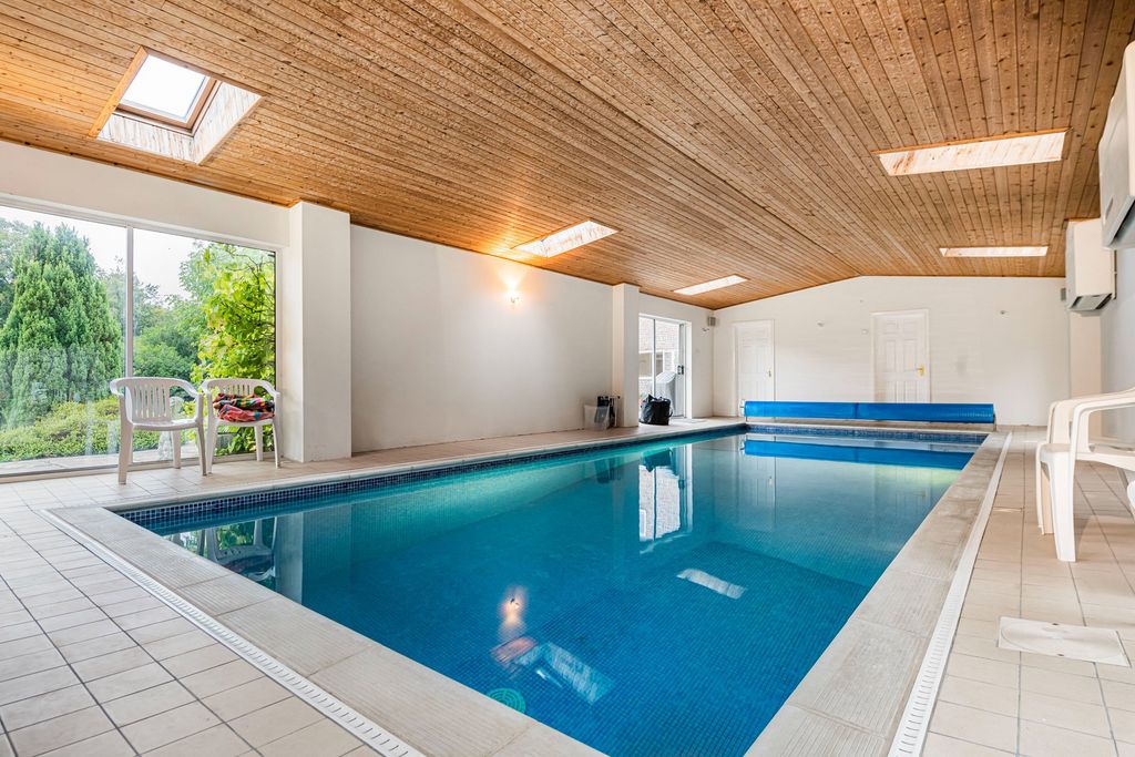 Additional image 4 of 6 bed detached house for saleBrighton Road, Horsham RH13