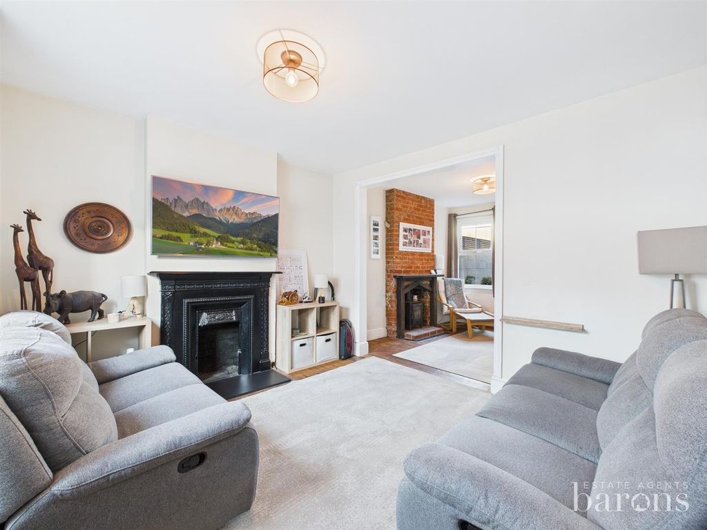 Property photo 2 of 15 Cam05500G0-Pr0112-Still010.Jpg