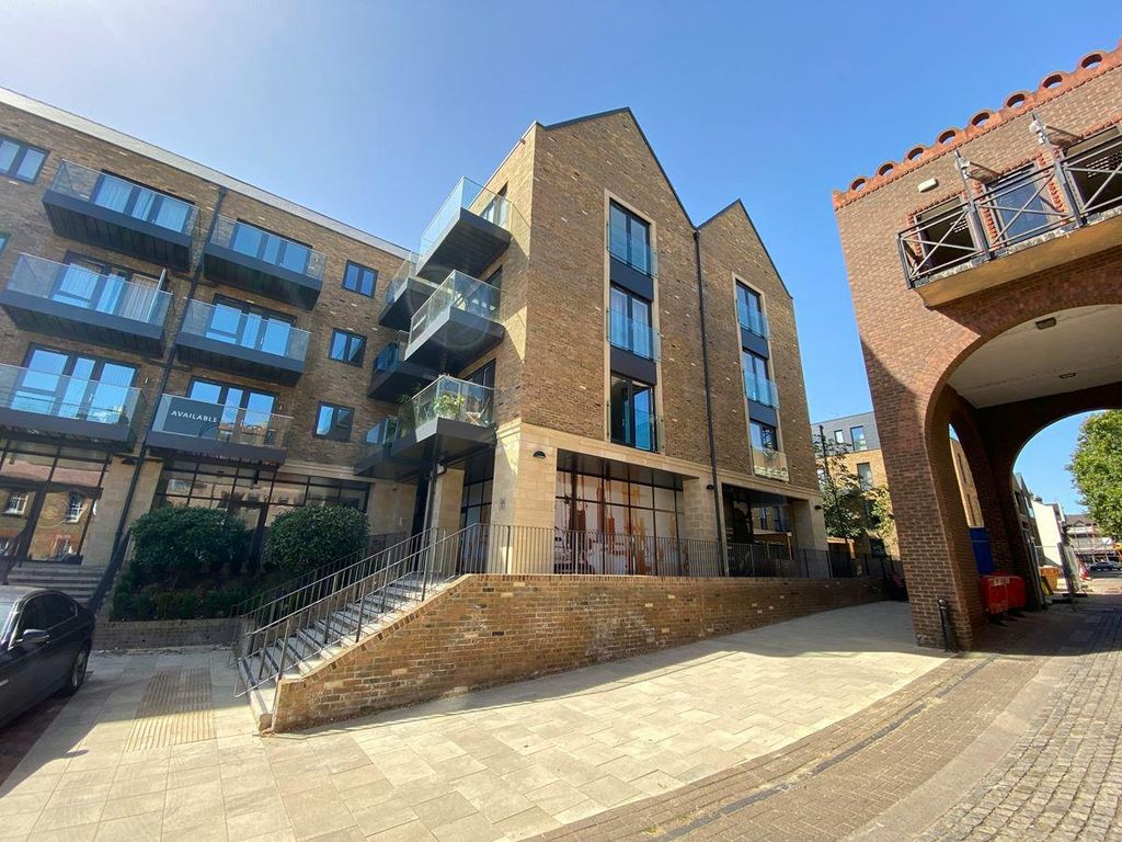 Property photo 1 of 10 Unit 1 Lion Wharf - Old Isleworth (1).Jpg