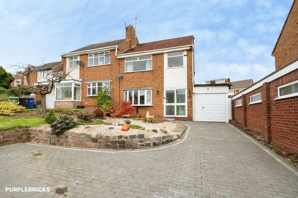 Property photo 1 of 21