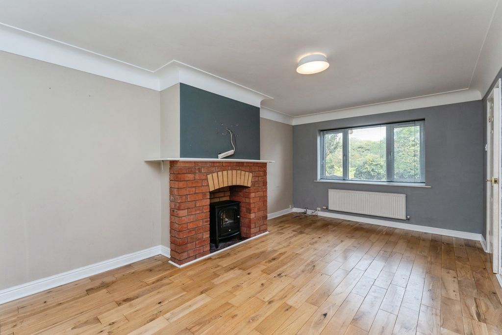 Property photo 3 of 25 Pbox-Img.Jpg