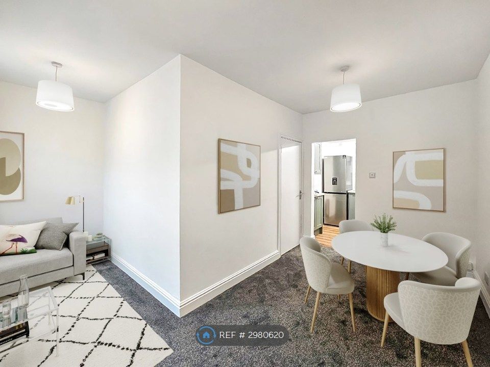 Property photo 1 of 31