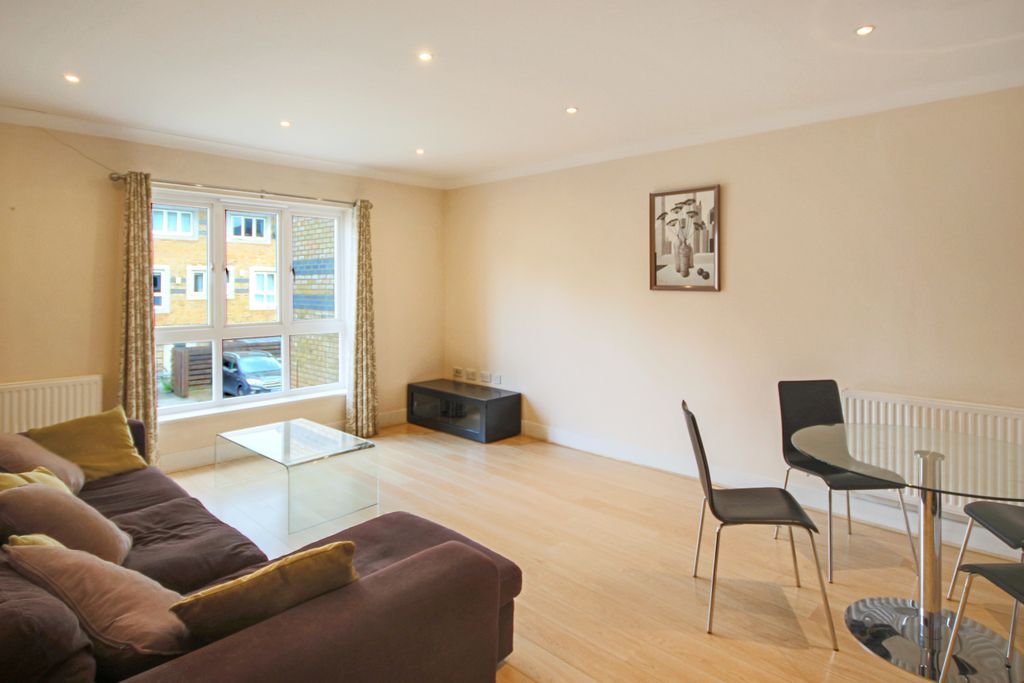 Property photo 2 of 9