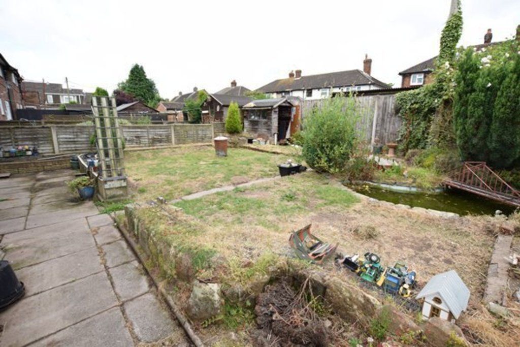 Property photo 2 of 13 Garden