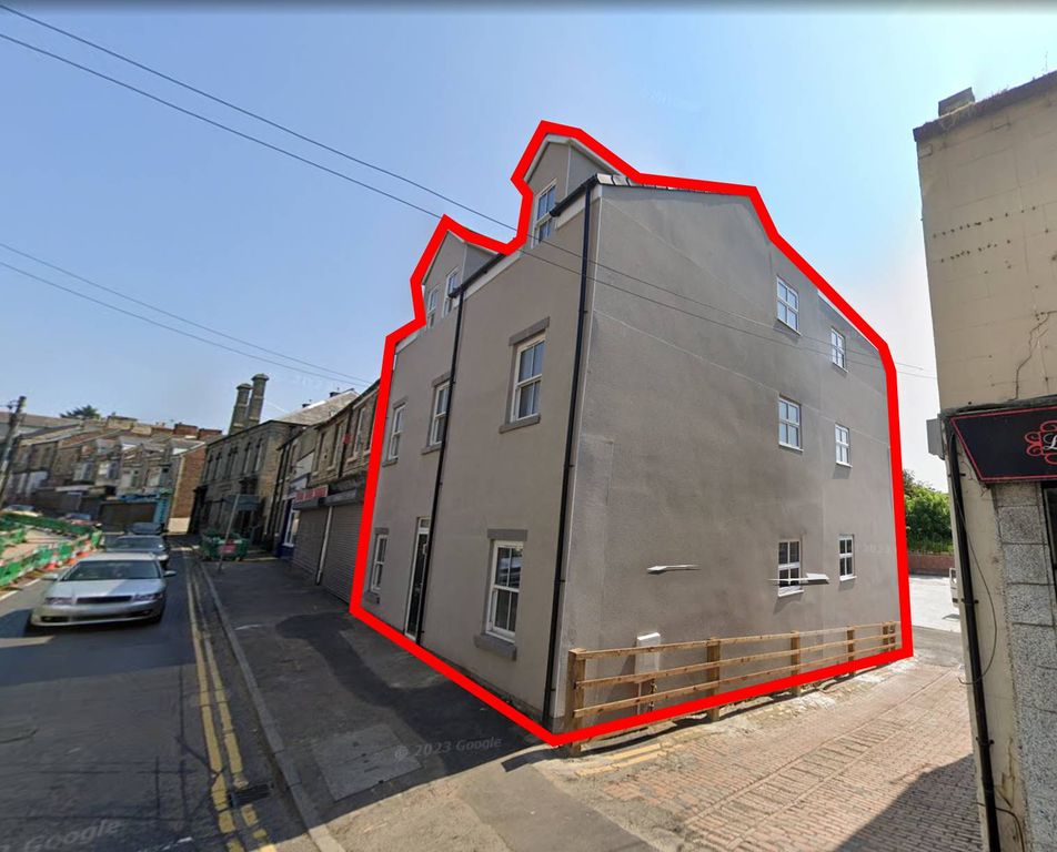 Property photo 2 of 16