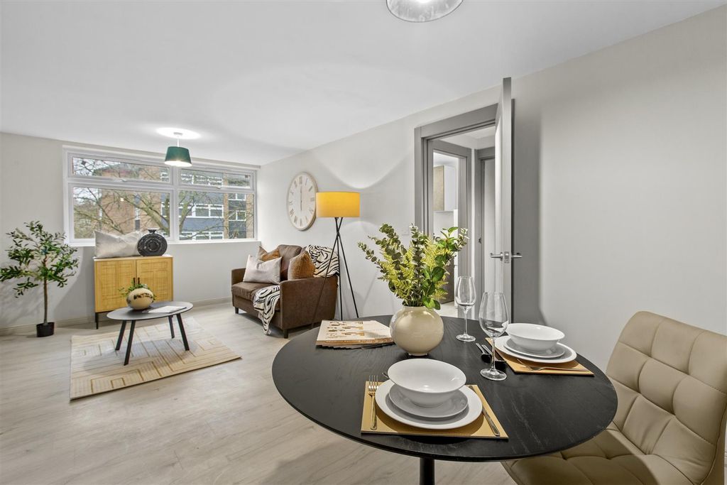 Property photo 2 of 7 Reception Room