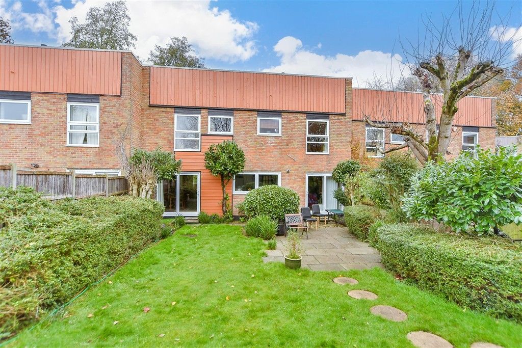 Property photo 1 of 8 Rear Garden