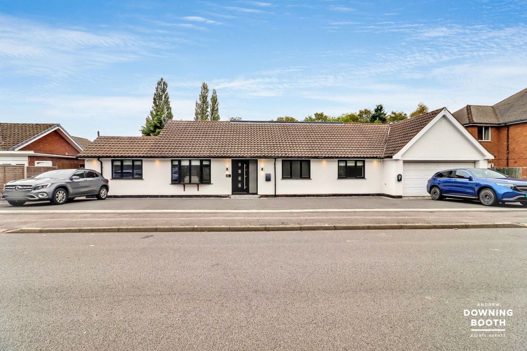 Property photo 1 of 54