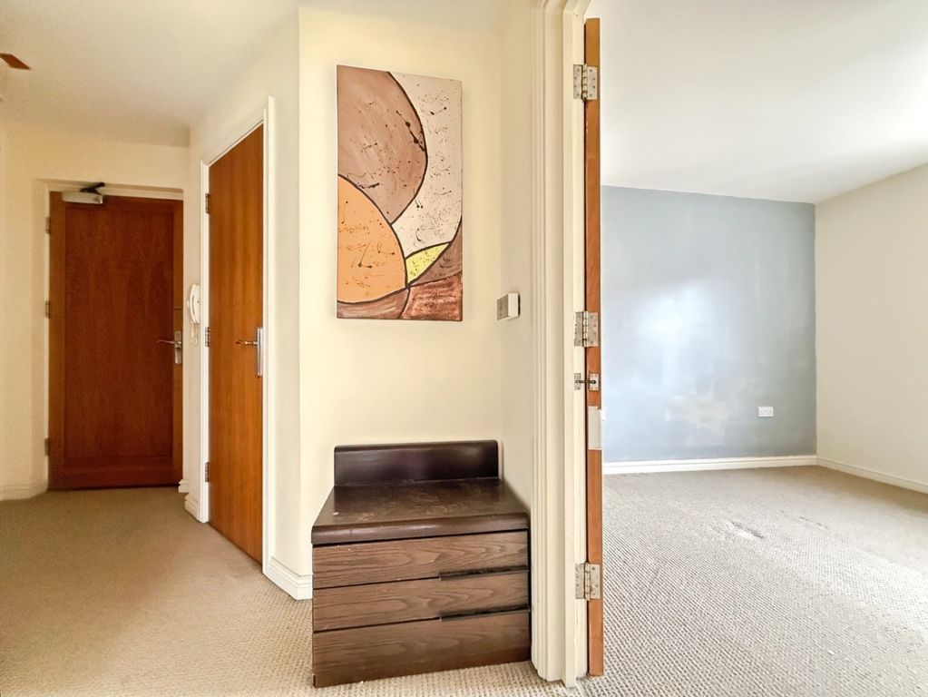 Property photo 2 of 10 5023915