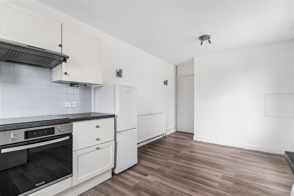 Property photo 2 of 7 22_67358.Jpg