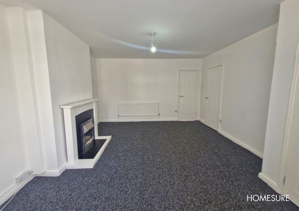 Property photo 3 of 14 Picture No. 10