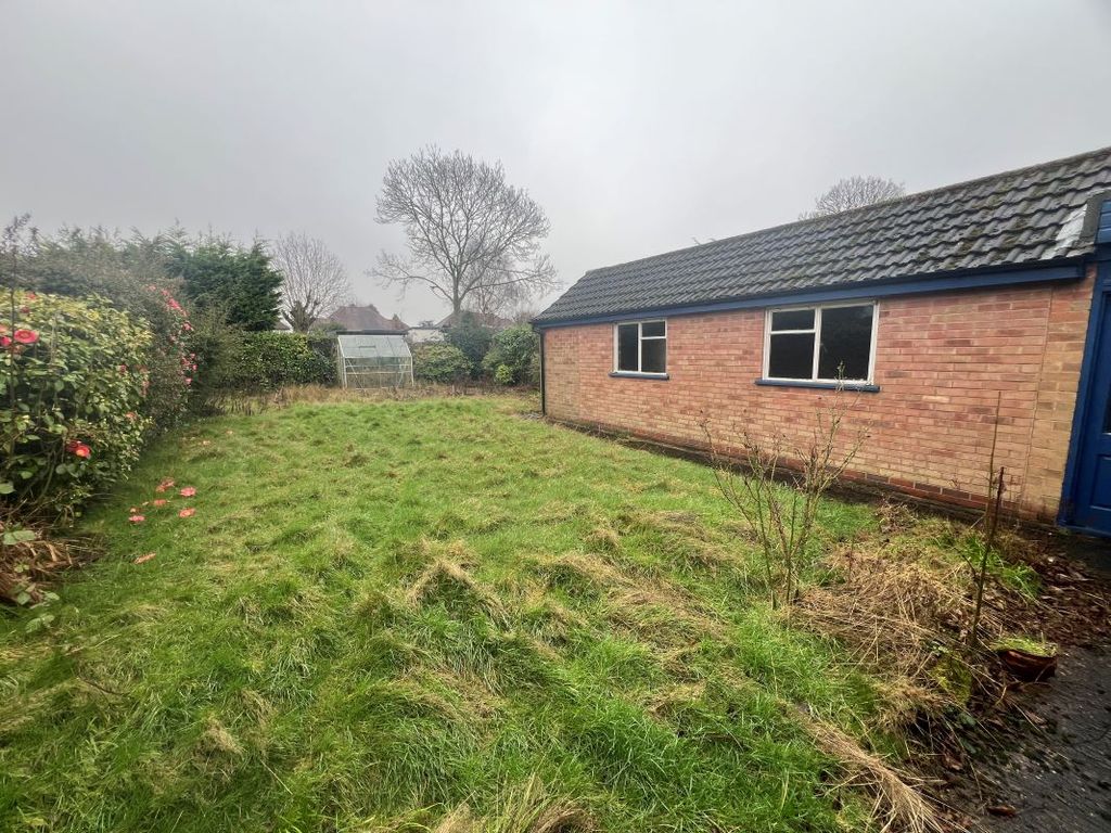 Property photo 3 of 13