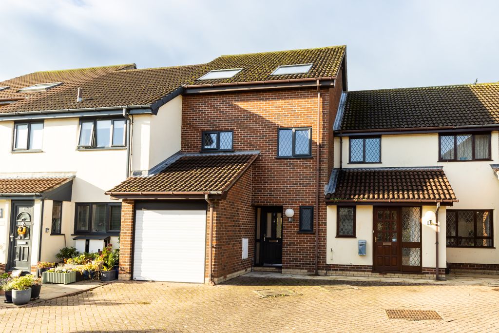 Property photo 2 of 29 Img_1263