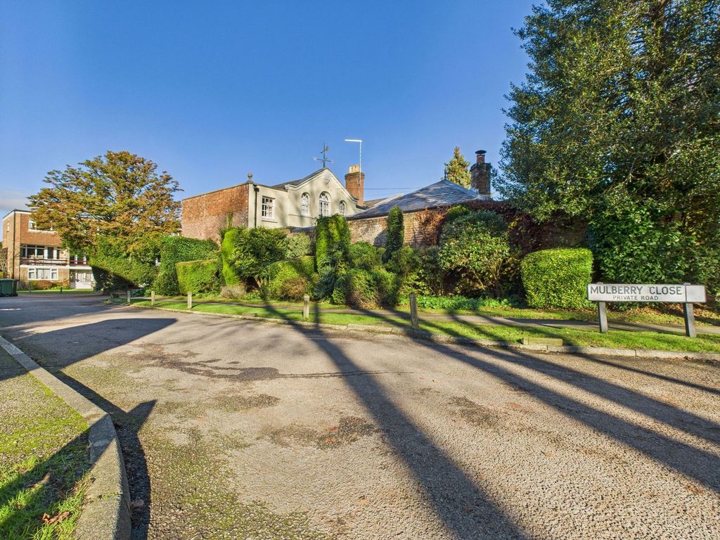 Property photo 2 of 13