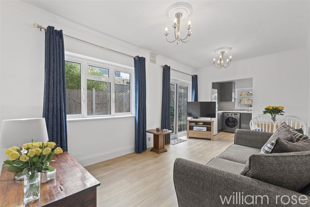 Property photo 3 of 13 Dsc_8005.Jpg