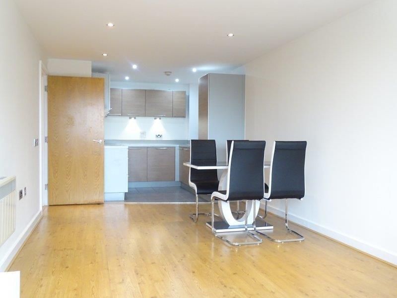 Property photo 2 of 9 8.Jpg