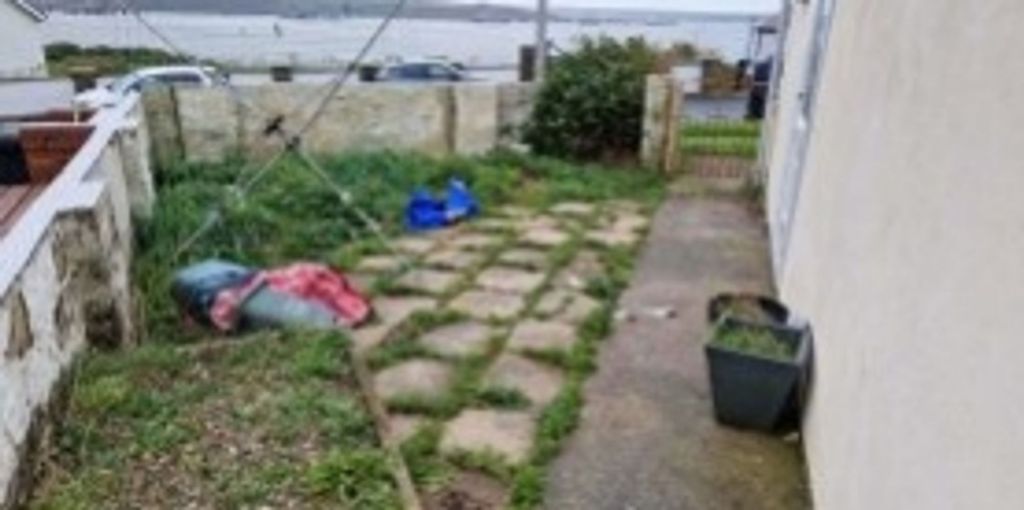 Property photo 2 of 3