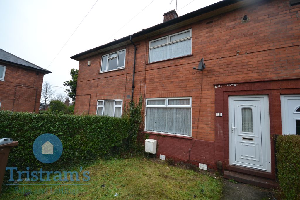 Property photo 2 of 12