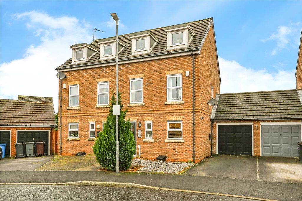 Property photo 1 of 17 Picture No. 15