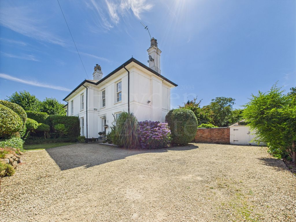 Property photo 1 of 30
