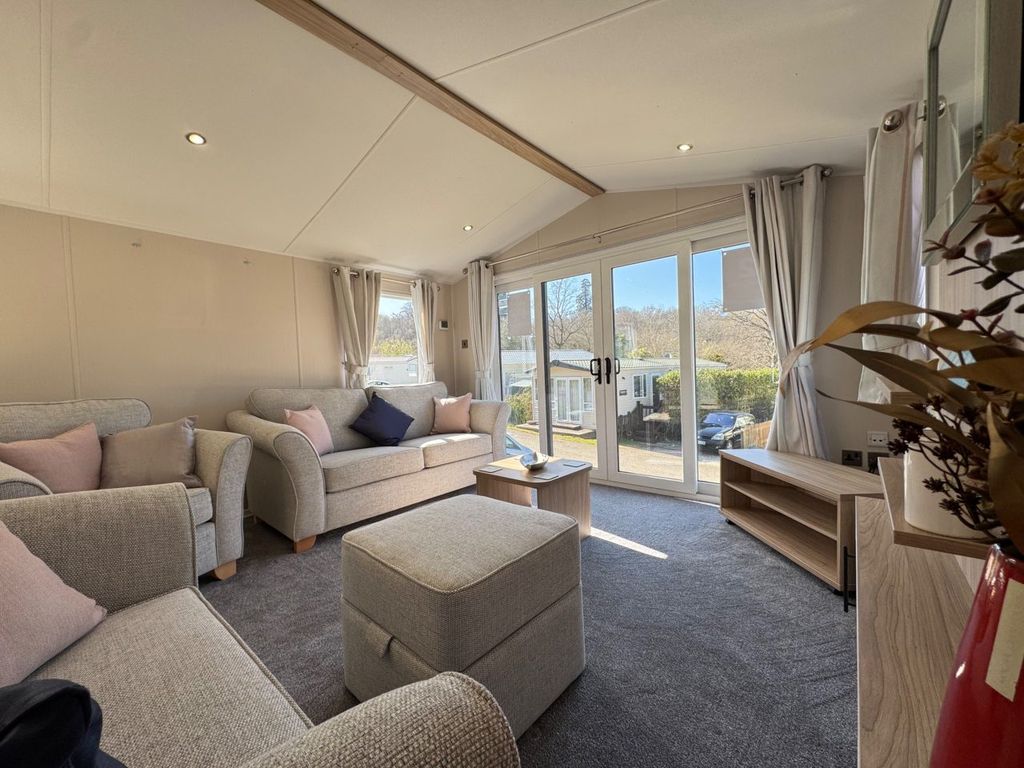 Property photo 1 of 6 Car0063499 - Static Caravan