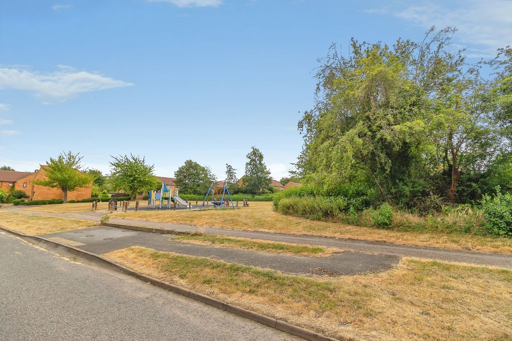 Property photo 2 of 20 Pbox-Img.Jpg