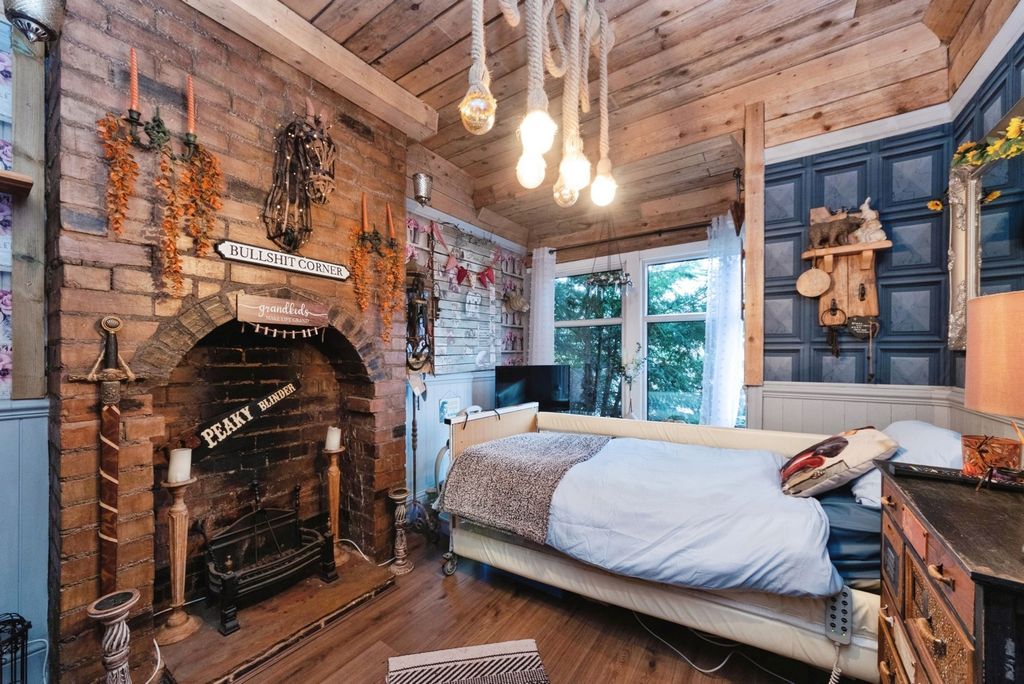 Property photo 3 of 20 Reception Room 1