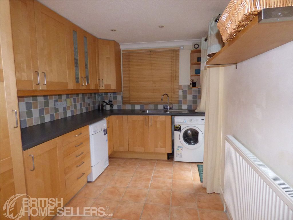 Property photo 2 of 21 2