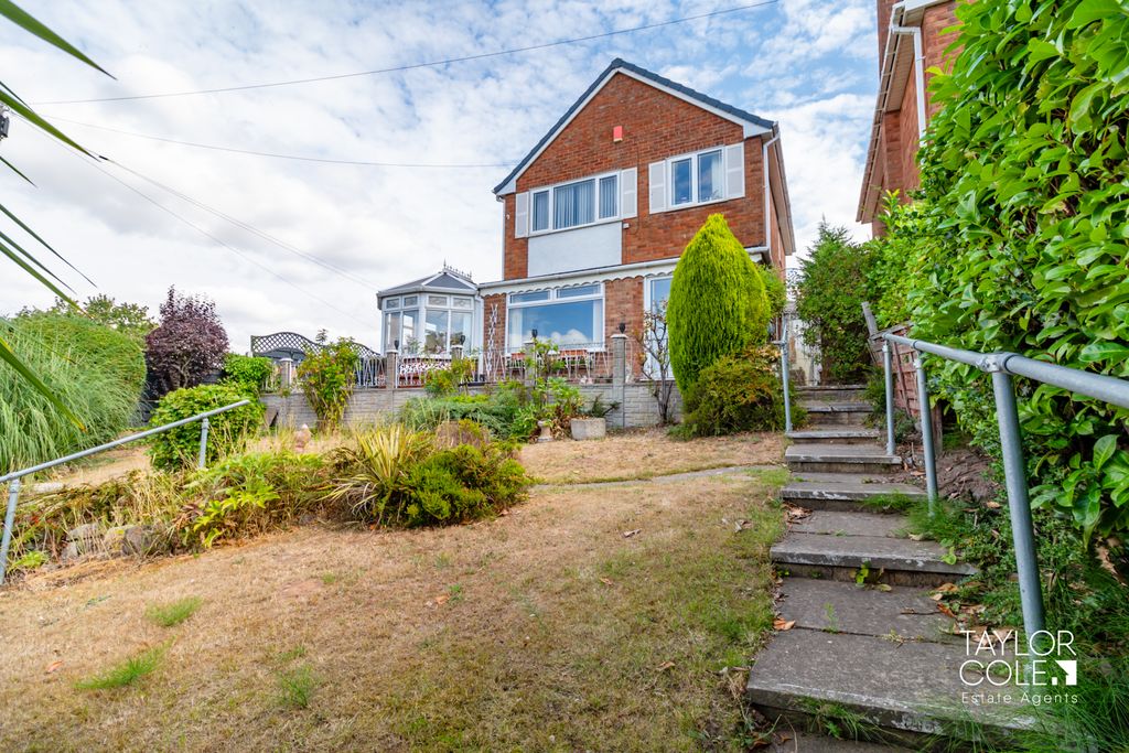 Property photo 1 of 31