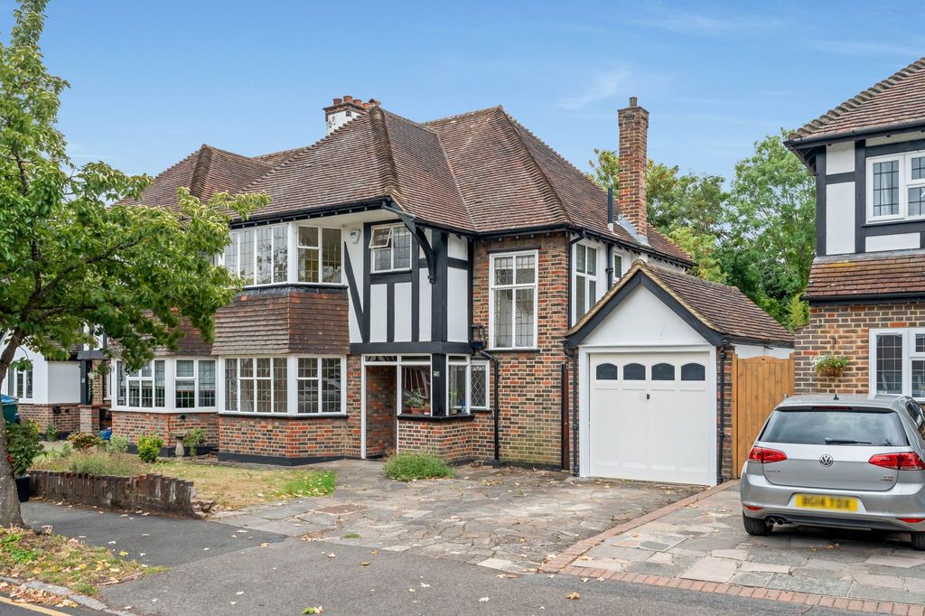 Property photo 1 of 13