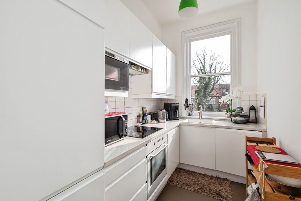 Property photo 3 of 16 Pbox-Img.Jpg