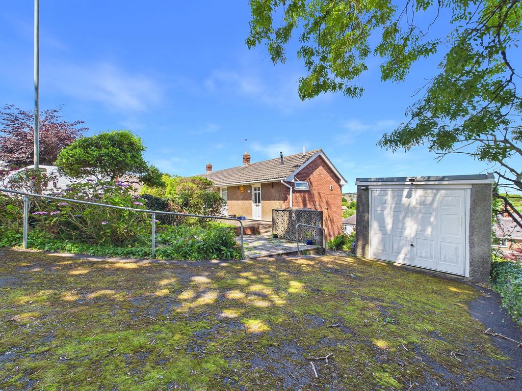Property photo 1 of 27