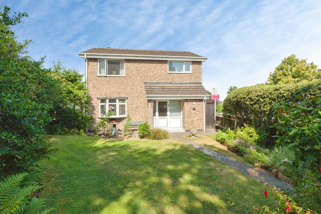 Property photo 1 of 18