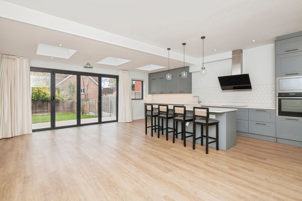 Property photo 1 of 11 Picture No. 03