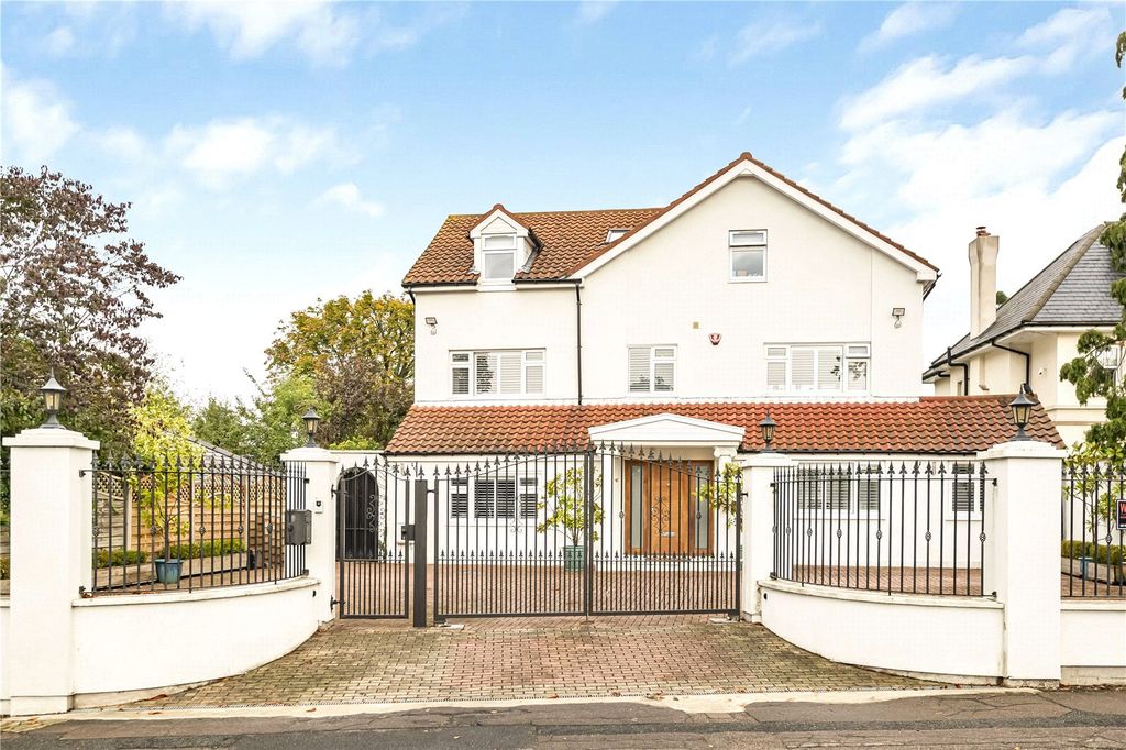 Property photo 1 of 29 Picture No. 37
