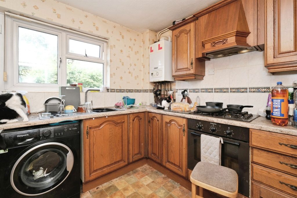 Property photo 2 of 13