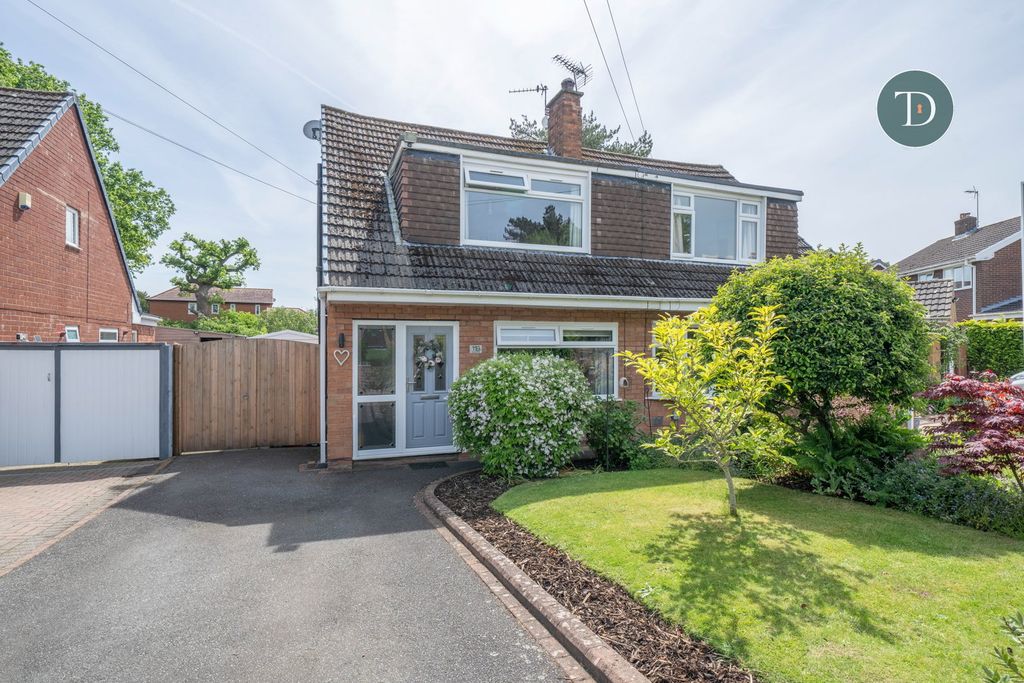 Property photo 1 of 30