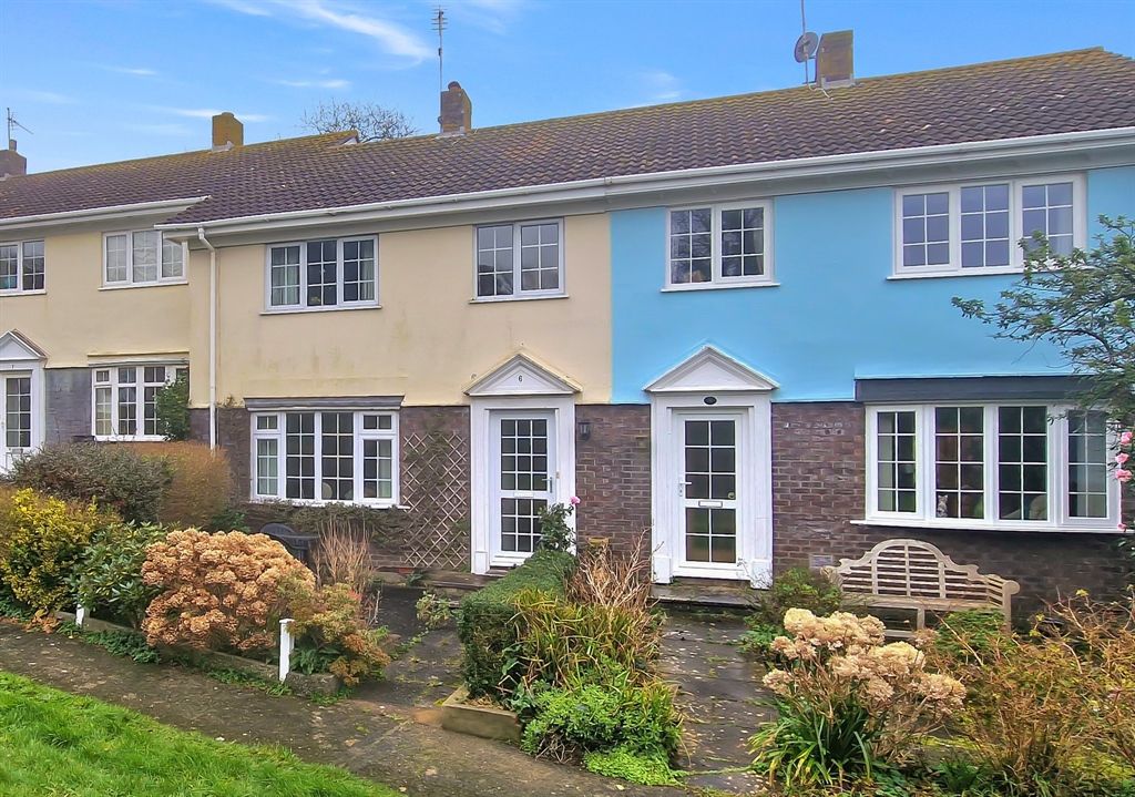 Property photo 1 of 18 Superbly Presented Three Double Bedroom Home In This Sought After Location.  Garage. Garden.