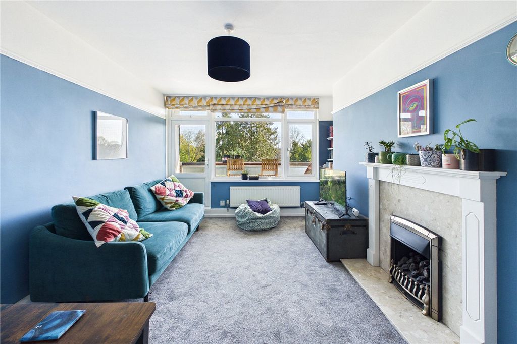 Property photo 1 of 10 Picture No. 12