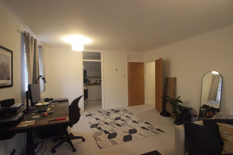 Property photo 3 of 13 Photo 2