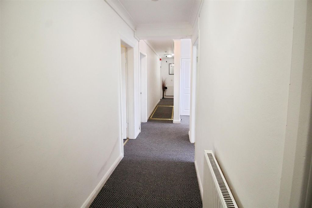Property photo 2 of 12 Hallway