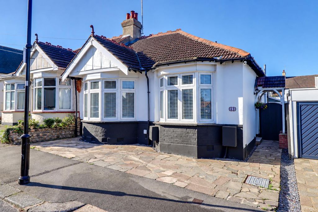 Property photo 1 of 23