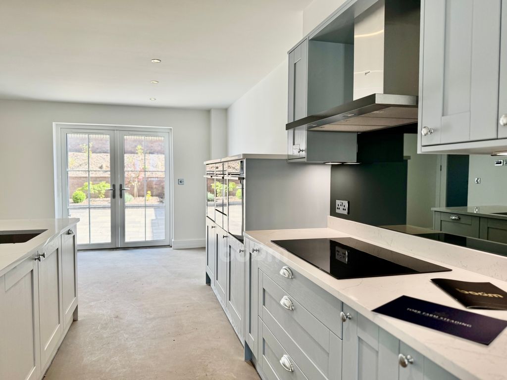 Property photo 2 of 24 Img_9200