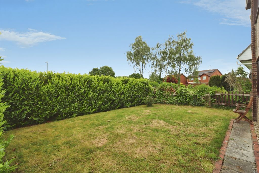 Property photo 3 of 14
