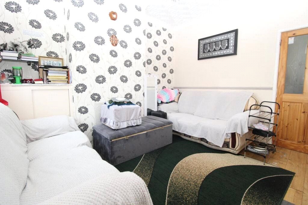 Property photo 3 of 7 Photo