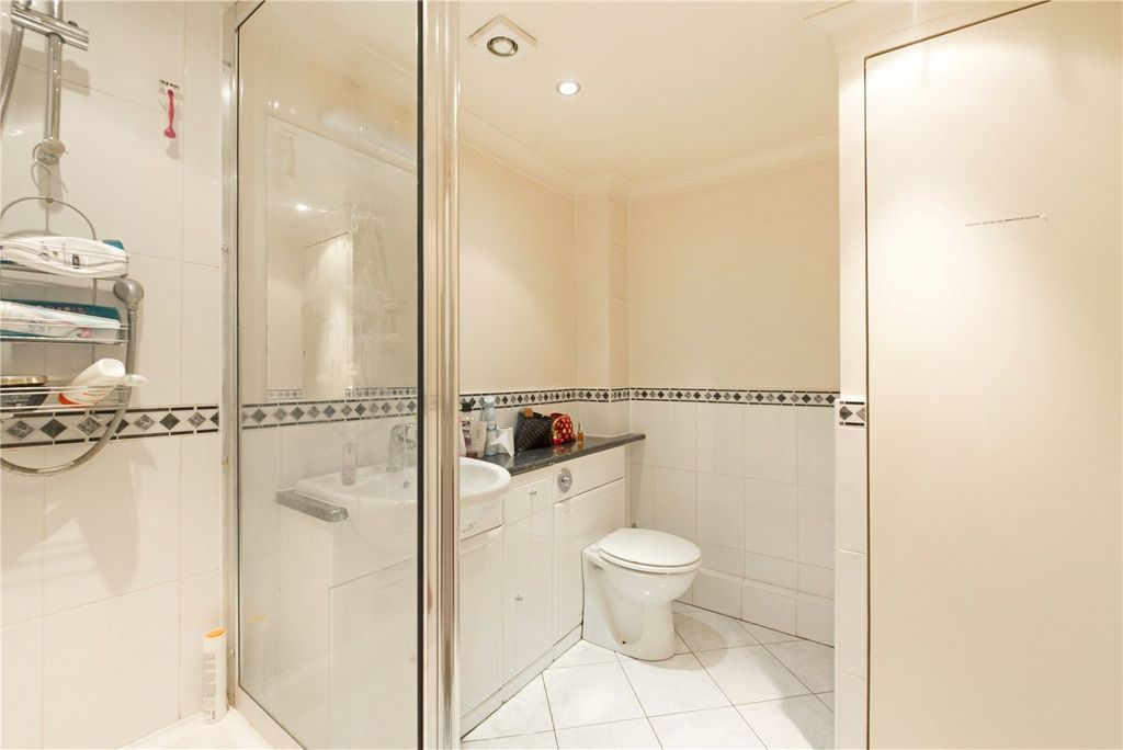 Property photo 3 of 7