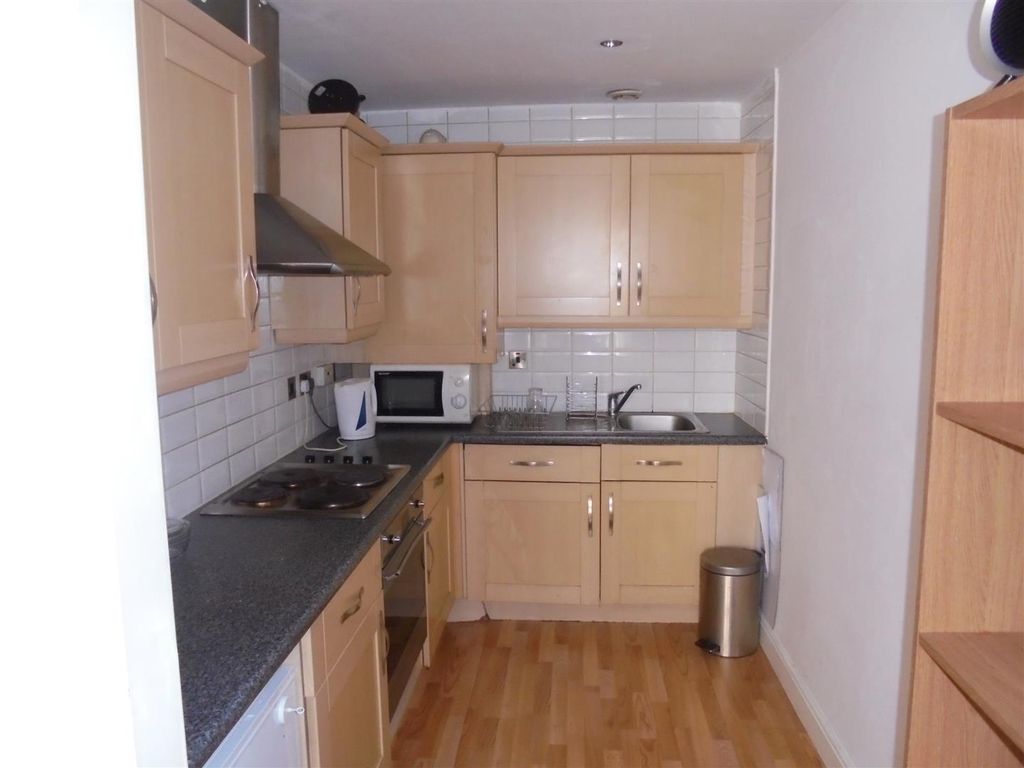 Property photo 3 of 8
