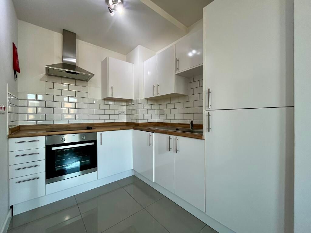 Property photo 2 of 2 Kitchen
