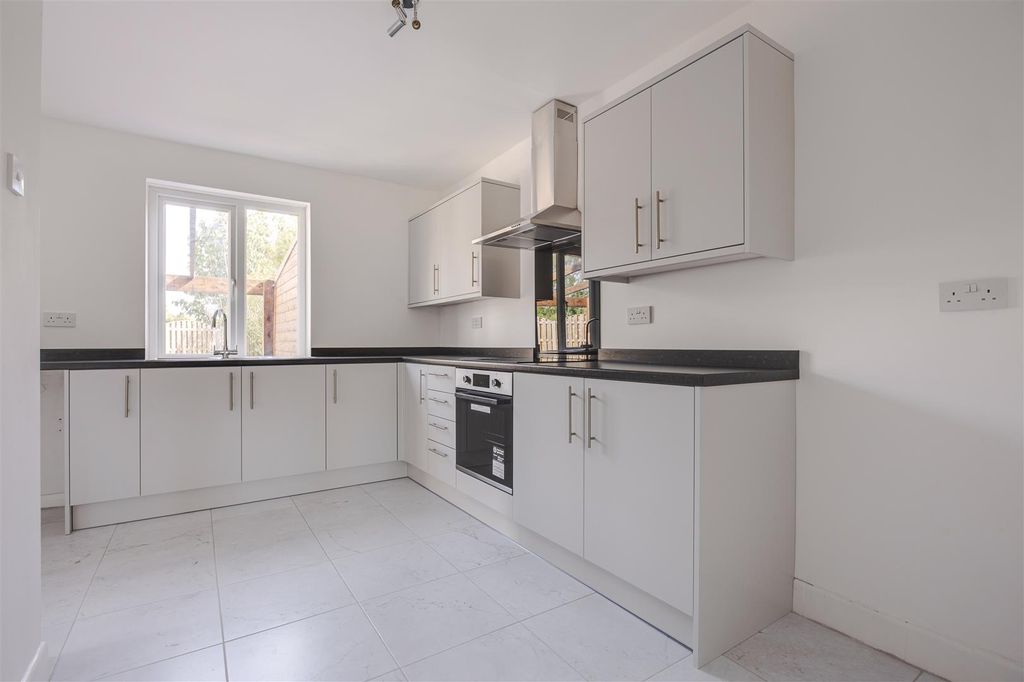 Property photo 2 of 17 Kitchen